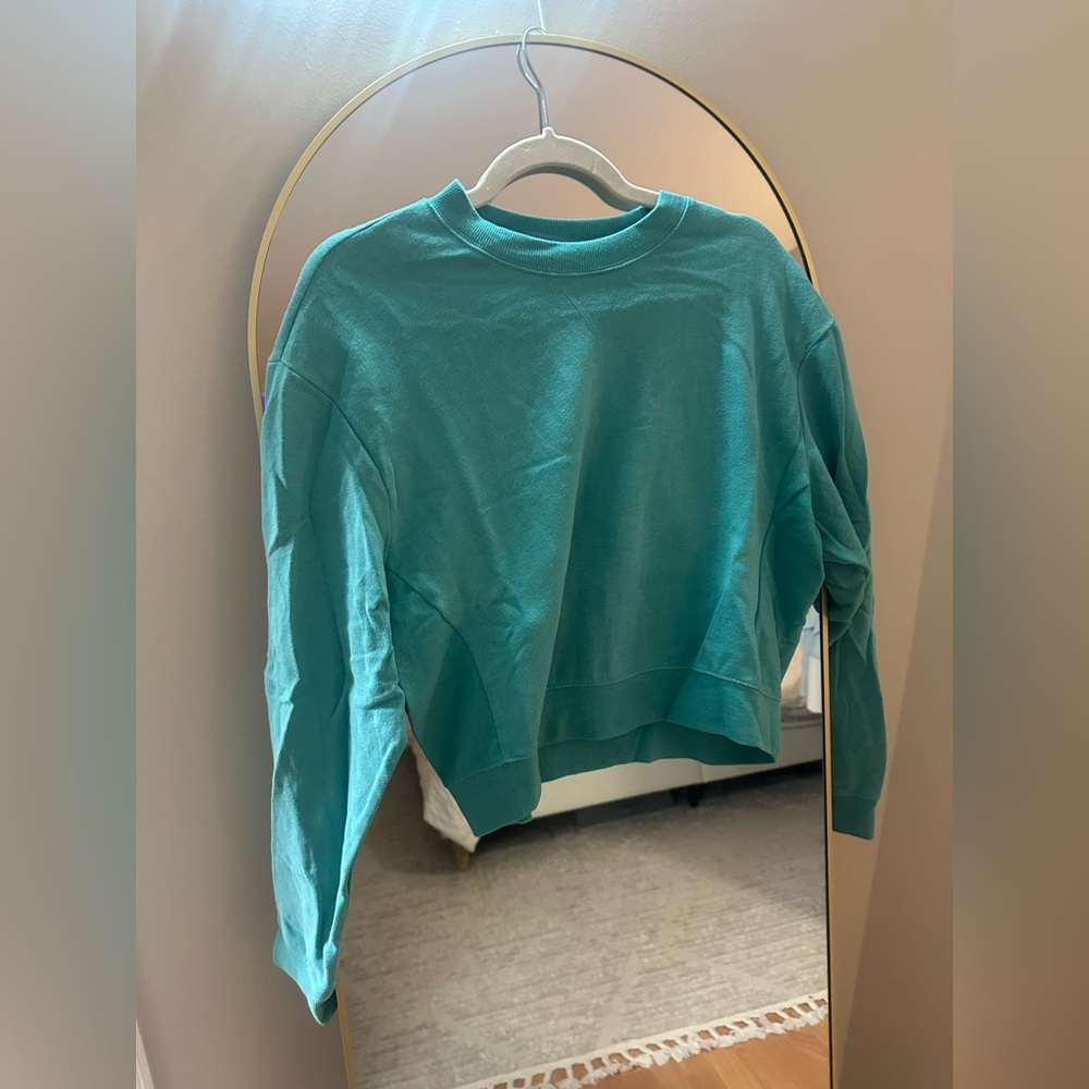 Adorable Cropped La Hearts Aqua Crewneck Sweatshirt Size Small